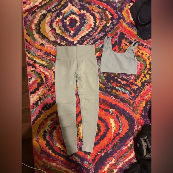 Set Active Light Blue Activewear Set - Picture 3 of 5